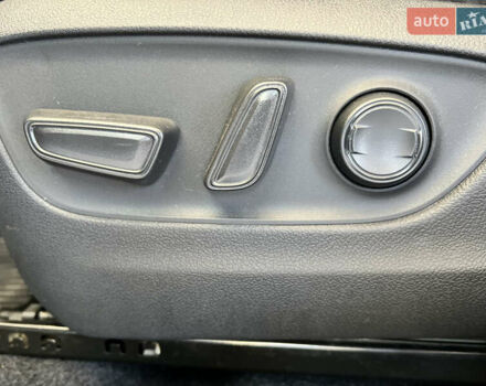 Серый Тойота РАВ 4, объемом двигателя 2.49 л и пробегом 38 тыс. км за 27799 $, фото 16 на Automoto.ua