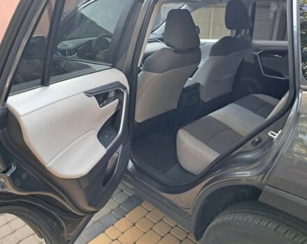 Сірий Тойота РАВ 4, об'ємом двигуна 2.5 л та пробігом 18 тис. км за 26000 $, фото 10 на Automoto.ua