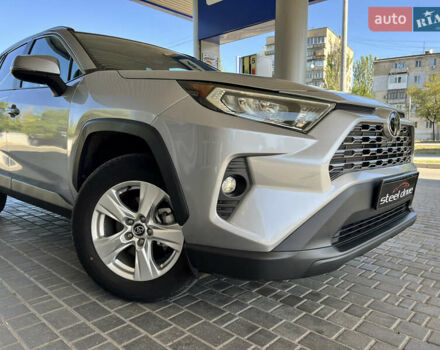 Серый Тойота РАВ 4, объемом двигателя 2.49 л и пробегом 38 тыс. км за 27799 $, фото 5 на Automoto.ua