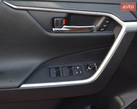 Тойота РАВ 4 2021 в Житомире на Automoto.ua Серый Тойота РАВ 4, объемом двигателя 1.99 л и пробегом 169 тыс. км за 28500 $, фото 19 на Automoto.ua