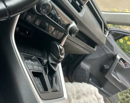 Сірий Тойота РАВ 4, об'ємом двигуна 1.99 л та пробігом 106 тис. км за 27777 $, фото 83 на Automoto.ua