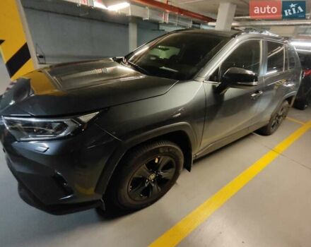 Сірий Тойота РАВ 4, об'ємом двигуна 2.49 л та пробігом 51 тис. км за 41000 $, фото 2 на Automoto.ua