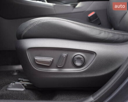 Тойота РАВ 4 2021 в Житомире на Automoto.ua Серый Тойота РАВ 4, объемом двигателя 1.99 л и пробегом 169 тыс. км за 28500 $, фото 21 на Automoto.ua