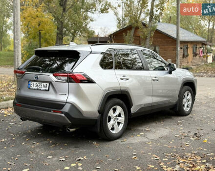Тойота РАВ 4 2021 в Полтаве на Automoto.ua Серый Тойота РАВ 4, объемом двигателя 2.5 л и пробегом 97 тыс. км за 30500 $, фото 1 на Automoto.ua