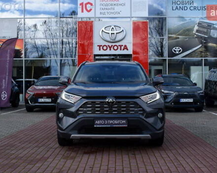 Тойота РАВ 4 2021 в Житомире на Automoto.ua Серый Тойота РАВ 4, объемом двигателя 1.99 л и пробегом 169 тыс. км за 28500 $, фото 4 на Automoto.ua