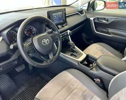 Серый Тойота РАВ 4, объемом двигателя 2.49 л и пробегом 38 тыс. км за 27799 $, фото 6 на Automoto.ua