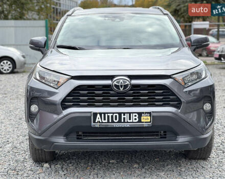 Тойота РАВ 4 2021 в Бердичеве на Automoto.ua Серый Тойота РАВ 4, объемом двигателя 2.49 л и пробегом 45 тыс. км за 27500 $, фото 2 на Automoto.ua