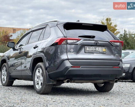 Тойота РАВ 4 2021 в Бердичеве на Automoto.ua Серый Тойота РАВ 4, объемом двигателя 2.49 л и пробегом 45 тыс. км за 27500 $, фото 10 на Automoto.ua