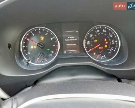 Сірий Тойота РАВ 4, об'ємом двигуна 0 л та пробігом 120 тис. км за 8900 $, фото 8 на Automoto.ua