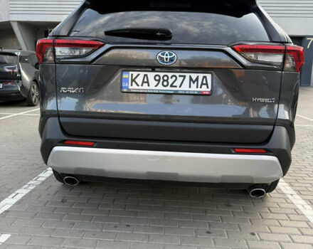 Серый Тойота РАВ 4, объемом двигателя 2.49 л и пробегом 72 тыс. км за 35500 $, фото 2 на Automoto.ua