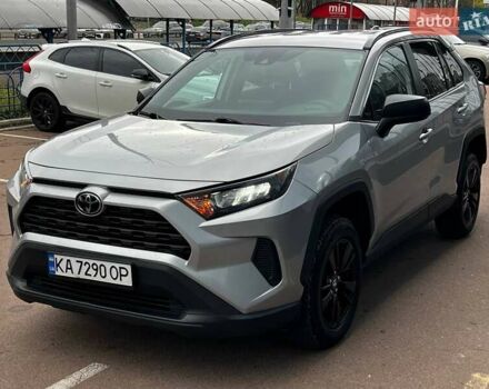 Серый Тойота РАВ 4, объемом двигателя 2.5 л и пробегом 223 тыс. км за 21900 $, фото 1 на Automoto.ua