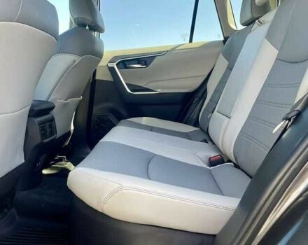 Серый Тойота РАВ 4, объемом двигателя 2.5 л и пробегом 37 тыс. км за 33000 $, фото 17 на Automoto.ua