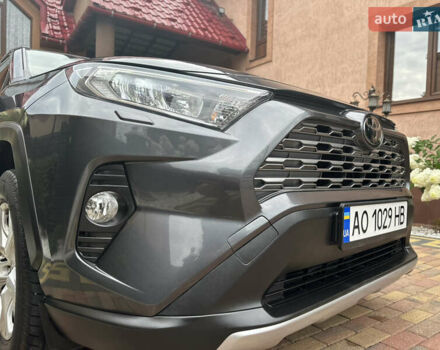 Сірий Тойота РАВ 4, об'ємом двигуна 1.99 л та пробігом 106 тис. км за 27777 $, фото 66 на Automoto.ua