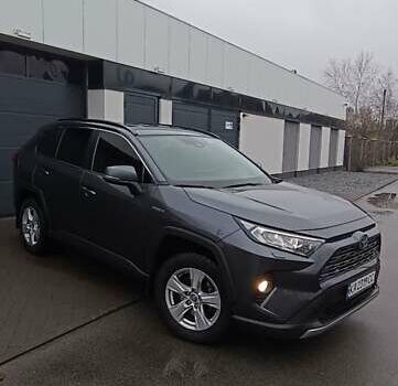 Серый Тойота РАВ 4, объемом двигателя 2.49 л и пробегом 48 тыс. км за 33700 $, фото 2 на Automoto.ua