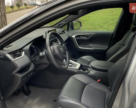 Сірий Тойота РАВ 4, об'ємом двигуна 2.49 л та пробігом 81 тис. км за 38000 $, фото 16 на Automoto.ua