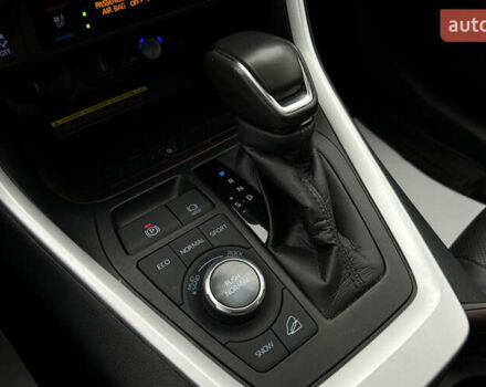 Серый Тойота РАВ 4, объемом двигателя 2.49 л и пробегом 22 тыс. км за 33990 $, фото 20 на Automoto.ua