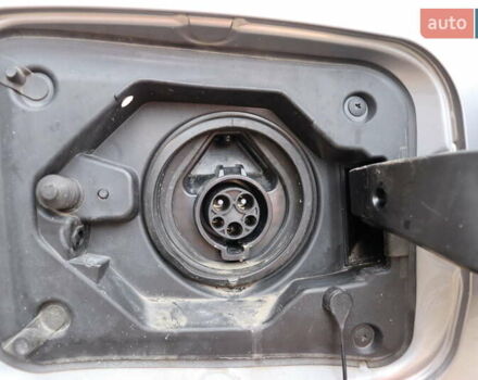 Серый Тойота РАВ 4, объемом двигателя 2.5 л и пробегом 50 тыс. км за 38900 $, фото 8 на Automoto.ua