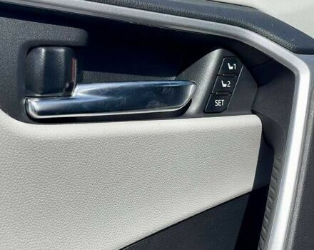 Серый Тойота РАВ 4, объемом двигателя 2.5 л и пробегом 37 тыс. км за 33000 $, фото 4 на Automoto.ua