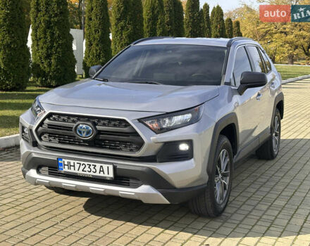 Серый Тойота РАВ 4, объемом двигателя 2.49 л и пробегом 128 тыс. км за 28500 $, фото 1 на Automoto.ua
