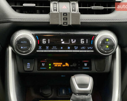 Серый Тойота РАВ 4, объемом двигателя 2.49 л и пробегом 22 тыс. км за 33990 $, фото 14 на Automoto.ua