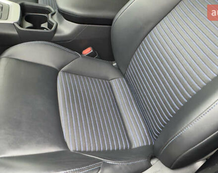 Сірий Тойота РАВ 4, об'ємом двигуна 2.49 л та пробігом 81 тис. км за 38000 $, фото 12 на Automoto.ua