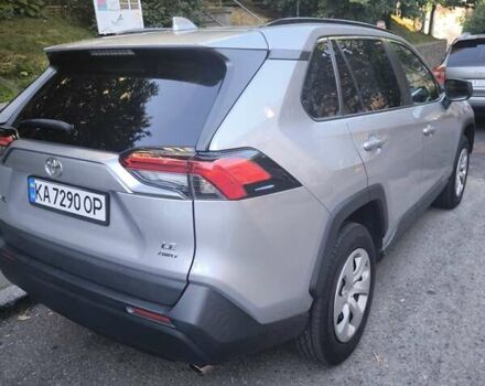 Серый Тойота РАВ 4, объемом двигателя 2.49 л и пробегом 223 тыс. км за 22000 $, фото 2 на Automoto.ua