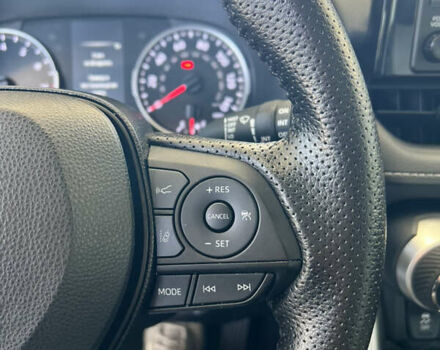 Серый Тойота РАВ 4, объемом двигателя 2.49 л и пробегом 38 тыс. км за 27799 $, фото 12 на Automoto.ua