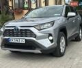 Серый Тойота РАВ 4, объемом двигателя 2.49 л и пробегом 106 тыс. км за 27999 $, фото 1 на Automoto.ua