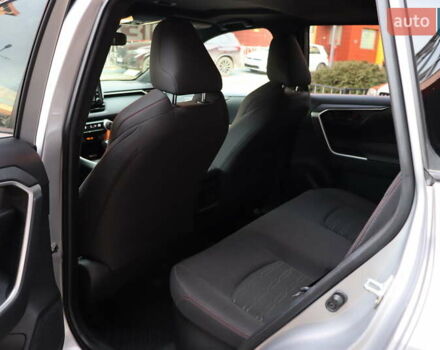 Серый Тойота РАВ 4, объемом двигателя 2.5 л и пробегом 50 тыс. км за 38900 $, фото 30 на Automoto.ua