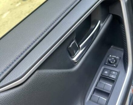 Сірий Тойота РАВ 4, об'ємом двигуна 2.5 л та пробігом 38 тис. км за 34000 $, фото 6 на Automoto.ua