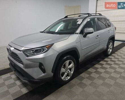 Сірий Тойота РАВ 4, об'ємом двигуна 2.5 л та пробігом 28 тис. км за 21666 $, фото 3 на Automoto.ua
