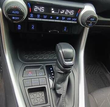 Серый Тойота РАВ 4, объемом двигателя 2.49 л и пробегом 48 тыс. км за 33700 $, фото 11 на Automoto.ua