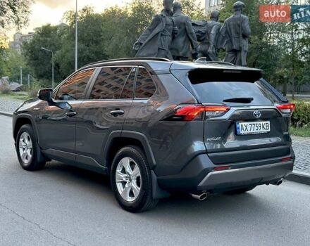 Сірий Тойота РАВ 4, об'ємом двигуна 2.49 л та пробігом 18 тис. км за 34500 $, фото 4 на Automoto.ua