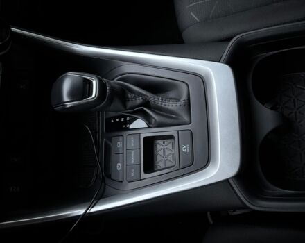 Серый Тойота РАВ 4, объемом двигателя 2.5 л и пробегом 18 тыс. км за 32990 $, фото 17 на Automoto.ua