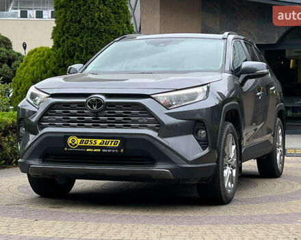 Серый Тойота РАВ 4, объемом двигателя 2.49 л и пробегом 22 тыс. км за 33990 $, фото 2 на Automoto.ua