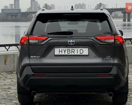 Серый Тойота РАВ 4, объемом двигателя 2.49 л и пробегом 63 тыс. км за 30999 $, фото 3 на Automoto.ua