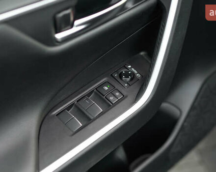 Серый Тойота РАВ 4, объемом двигателя 1.99 л и пробегом 55 тыс. км за 29108 $, фото 11 на Automoto.ua