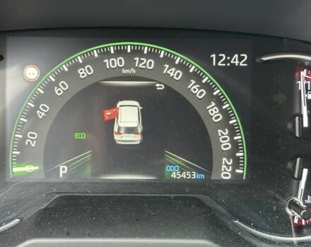 Сірий Тойота РАВ 4, об'ємом двигуна 1.99 л та пробігом 45 тис. км за 29515 $, фото 5 на Automoto.ua