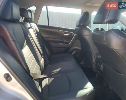 Сірий Тойота РАВ 4, об'ємом двигуна 2.49 л та пробігом 30 тис. км за 12000 $, фото 10 на Automoto.ua