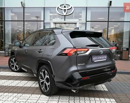 Сірий Тойота РАВ 4, об'ємом двигуна 2.49 л та пробігом 125 тис. км за 43407 $, фото 1 на Automoto.ua