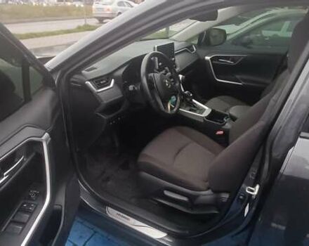 Сірий Тойота РАВ 4, об'ємом двигуна 2.49 л та пробігом 36 тис. км за 35400 $, фото 8 на Automoto.ua