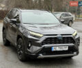 Серый Тойота РАВ 4, объемом двигателя 2.49 л и пробегом 83 тыс. км за 38700 $, фото 2 на Automoto.ua