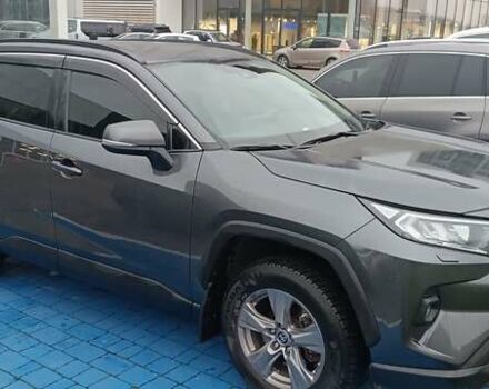 Сірий Тойота РАВ 4, об'ємом двигуна 2.49 л та пробігом 36 тис. км за 35400 $, фото 1 на Automoto.ua