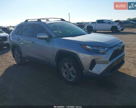 Серый Тойота РАВ 4, объемом двигателя 2.49 л и пробегом 96 тыс. км за 12000 $, фото 1 на Automoto.ua