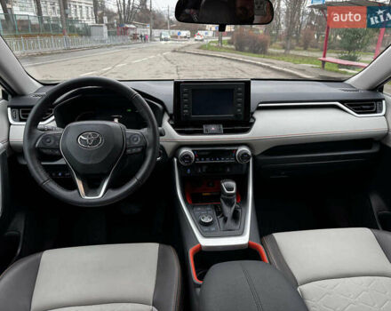 Серый Тойота РАВ 4, объемом двигателя 2.5 л и пробегом 19 тыс. км за 45490 $, фото 32 на Automoto.ua