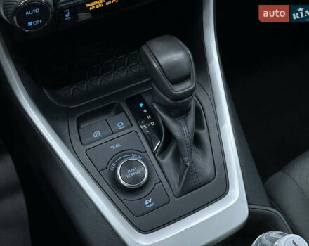 Серый Тойота РАВ 4, объемом двигателя 2.5 л и пробегом 81 тыс. км за 28500 $, фото 16 на Automoto.ua