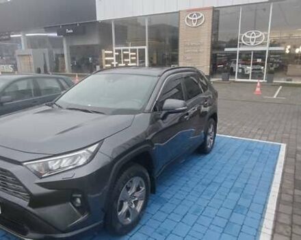 Сірий Тойота РАВ 4, об'ємом двигуна 2.49 л та пробігом 36 тис. км за 35400 $, фото 2 на Automoto.ua