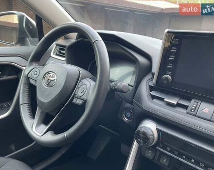 Сірий Тойота РАВ 4, об'ємом двигуна 1.99 л та пробігом 8 тис. км за 31600 $, фото 37 на Automoto.ua