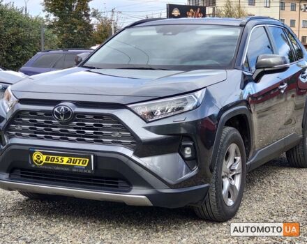 Серый Тойота РАВ 4, объемом двигателя 2 л и пробегом 27 тыс. км за 33500 $, фото 2 на Automoto.ua