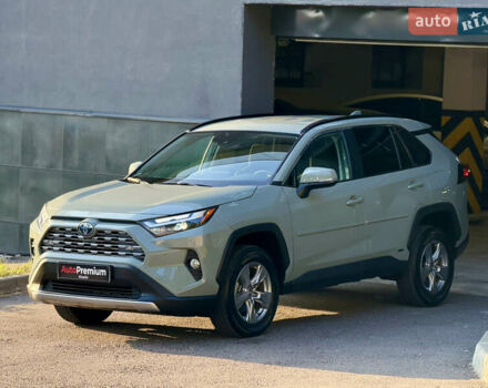 Сірий Тойота РАВ 4, об'ємом двигуна 2.5 л та пробігом 25 тис. км за 33000 $, фото 2 на Automoto.ua